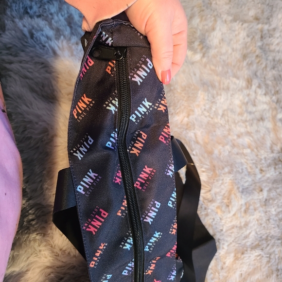 Stylish Black Tote Bag - Picture 6 of 9